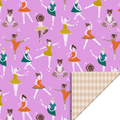 Dubbelzijdig roze cadeaupapier met balletdanseressen. De achterkant is beige met ruiten