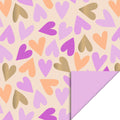 Cadeaupapier met lila, paarse, gouden en perzikkleurige hartjes